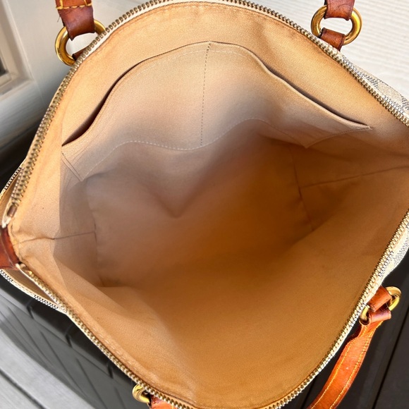 Louis Vuitton Damier Azur Totally PM - Picture 12 of 12